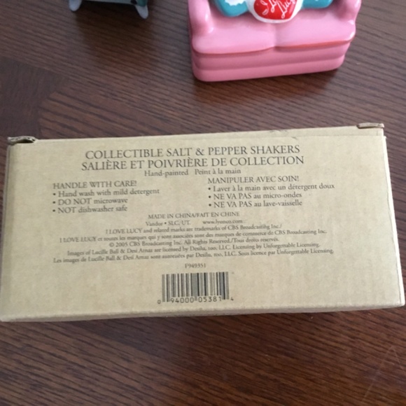 I Love Lucy Collectible Salt & Pepper Shakers “Job Switching” - Picture 6 of 6